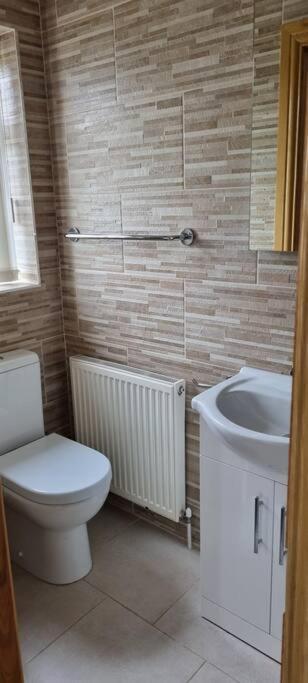 Grace'S Place With Hot Tub & Games Room Carrickfergus Eksteriør billede