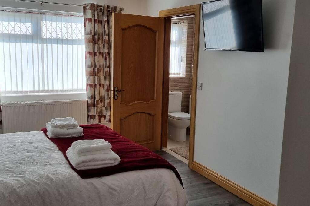 Grace'S Place With Hot Tub & Games Room Carrickfergus Eksteriør billede